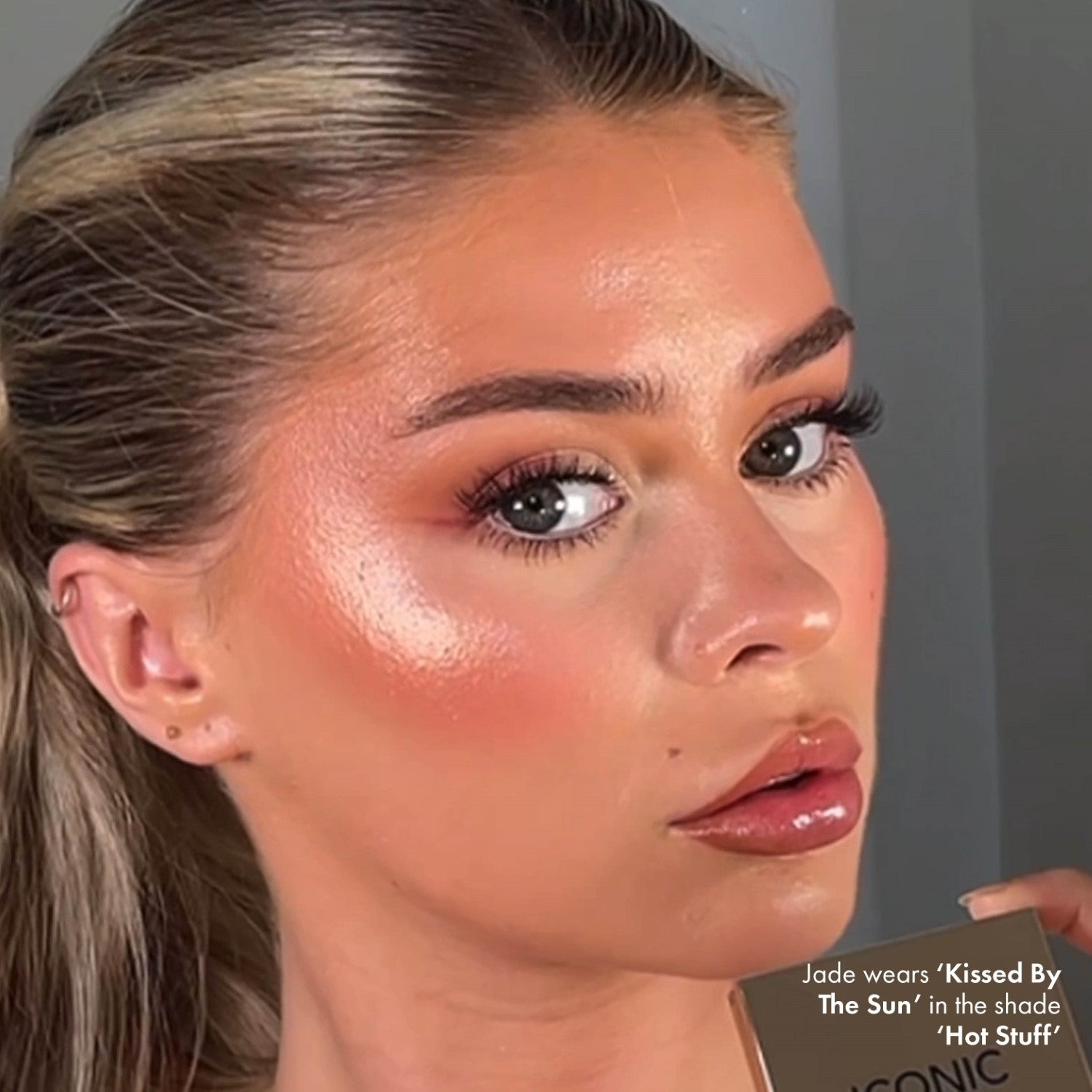 colour_Hot Stuff Blush